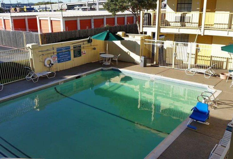 Hotel Baymont Inn & Suites Grand Prairie  | Grand Prairie | Texas | Estados Unidos 1