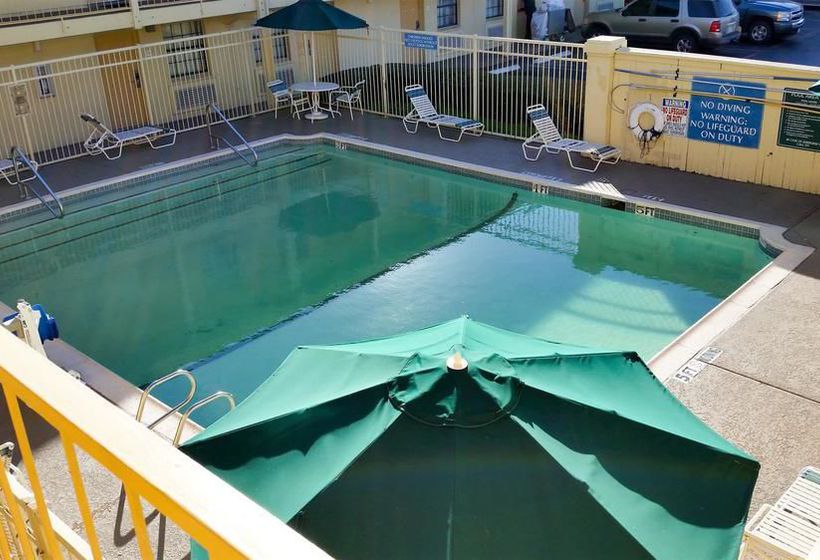 Hotel Baymont Inn & Suites Grand Prairie  | Grand Prairie | Texas | Estados Unidos 3