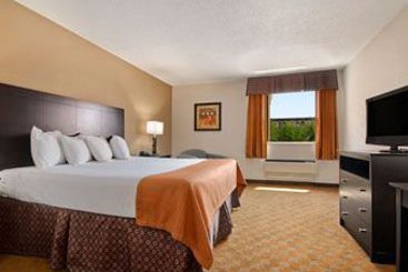 Hotel Baymont Inn & Suites Lubbock  | Lubbock | Texas | United States 1