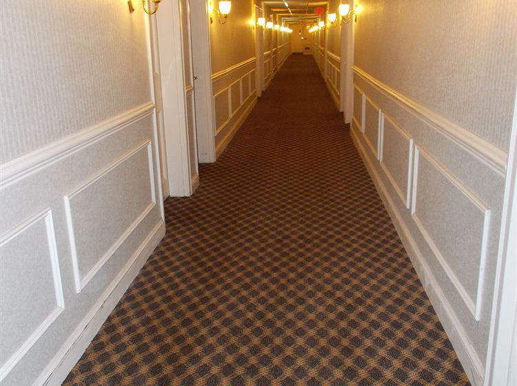 Madison Suites Hotel  | Somerset | New Jersey | United States 7