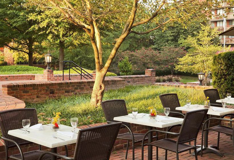 Hotel Sheraton Suites Old Town Alexandria 