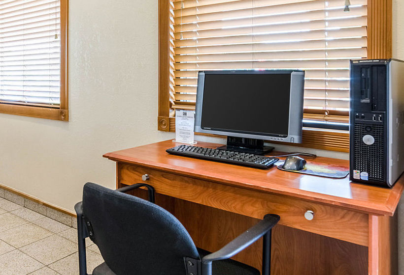 Hotel Econo Lodge Inn & Suites Overland Park  | Overland Park | Kansas | United States 1