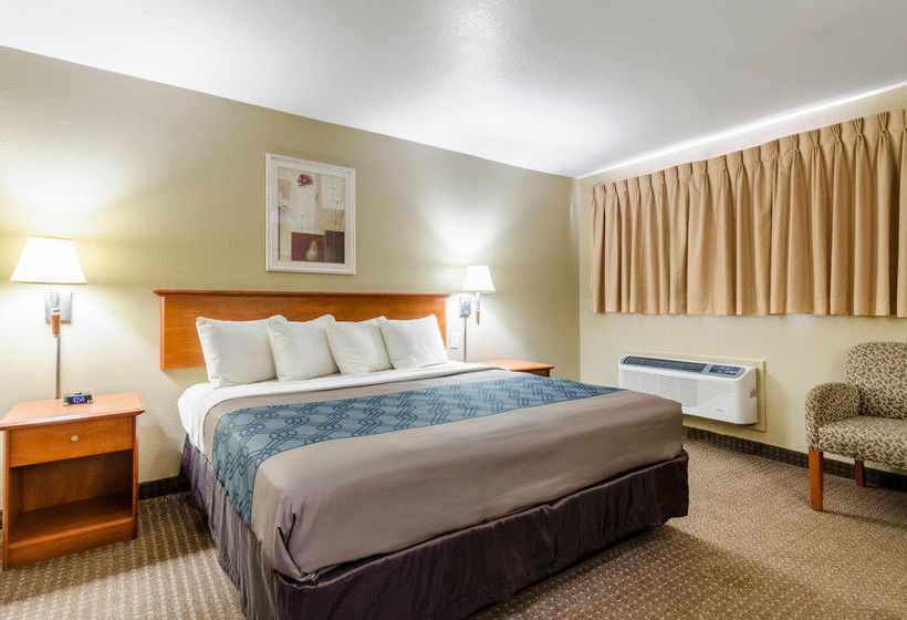 Hotel Econo Lodge Inn & Suites Overland Park  | Overland Park | Kansas | United States 18