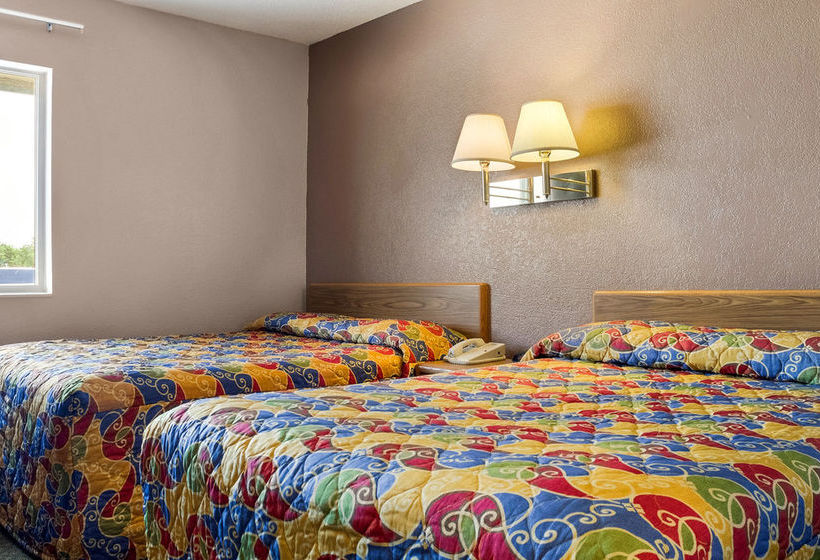 Hotel Rodeway Inn  | Fargo | North Dakota | United States 13