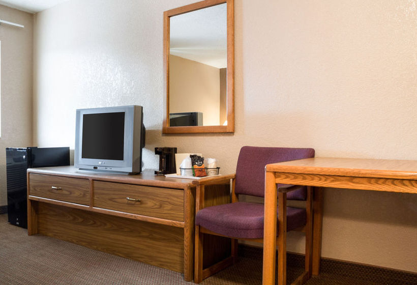 Hotel Rodeway Inn  | Fargo | North Dakota | United States 16