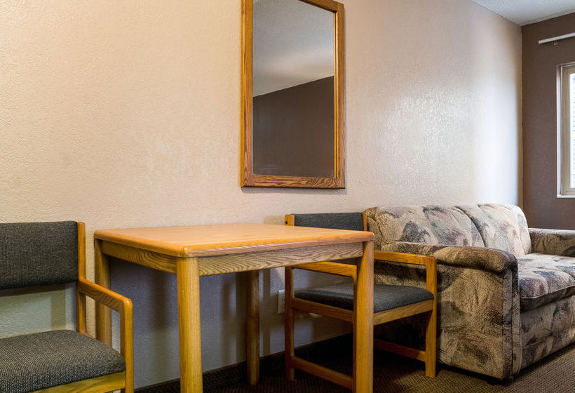 Hotel Rodeway Inn  | Fargo | North Dakota | United States 18