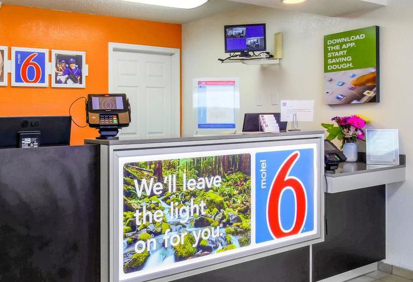 Motel 6 Medford North   | Medford | Oregon | United States 8