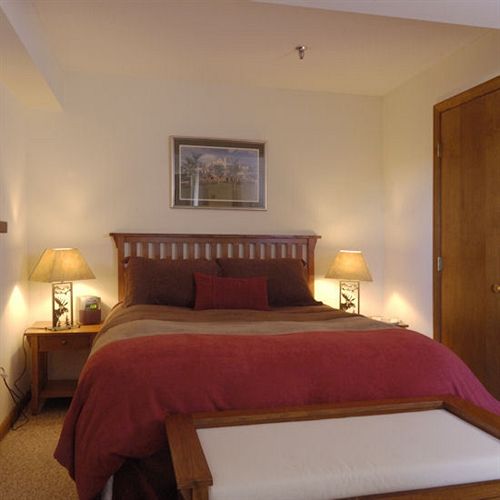 Mountain Green Ski & Golf Resort  | Killington | Vermont | United States 6