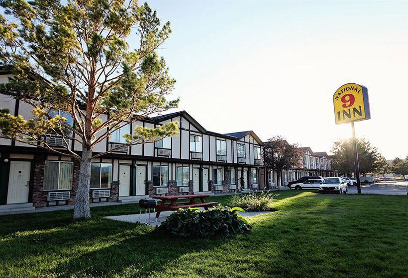 Hotel National 9 Inn Price 