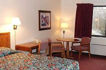 Brandywine Hotel Suites  | Dixon | Illinois | United States 5