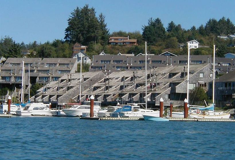 Embarcadero Resort Hotel 