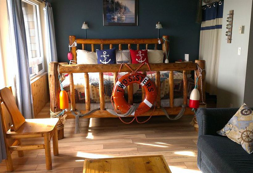 Embarcadero Resort Hotel  | Newport | Oregon | United States 10