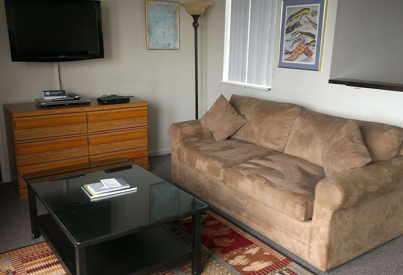 Embarcadero Resort Hotel  | Newport | Oregon | United States 15