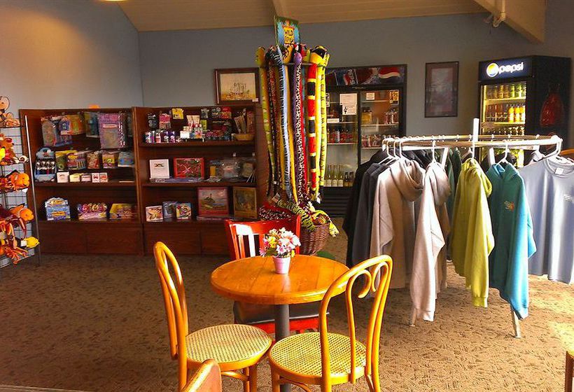 Embarcadero Resort Hotel  | Newport | Oregon | United States 17