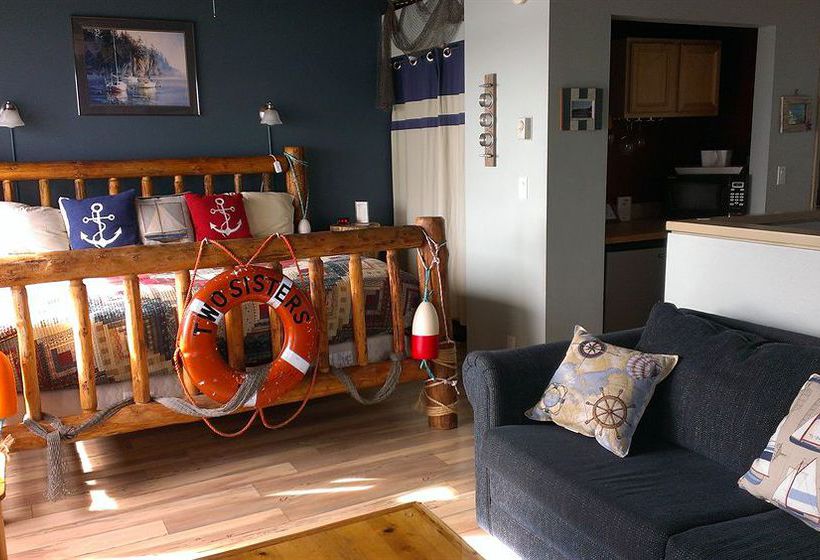 Embarcadero Resort Hotel  | Newport | Oregon | United States 3