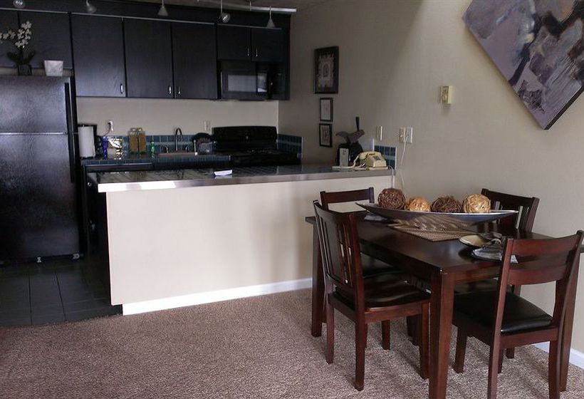 Embarcadero Resort Hotel  | Newport | Oregon | United States 6