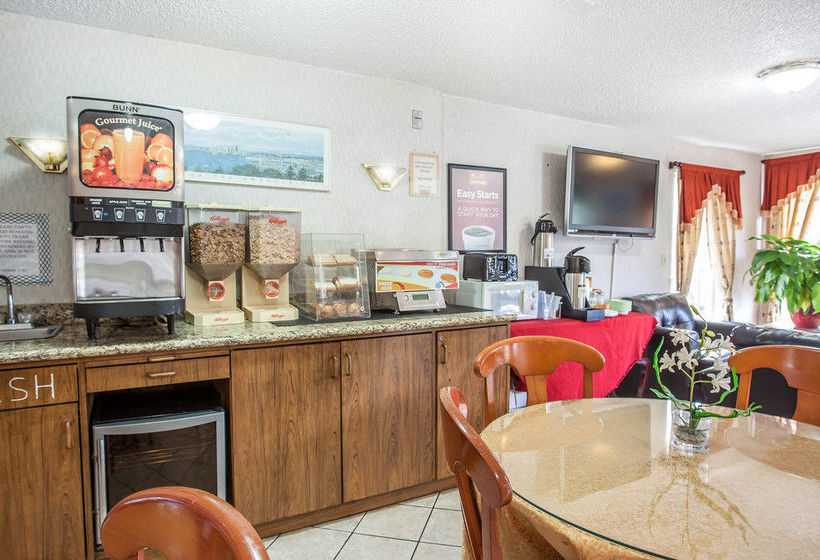 Hotel Econo Lodge SeaTac Airport North Seattle