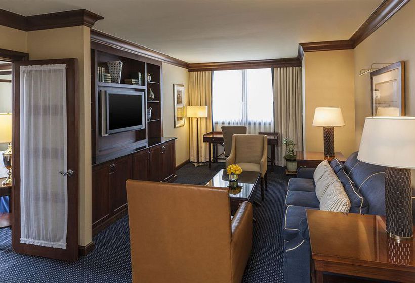 Sheraton Norfolk Waterside Hotel  | Norfolk | Virginia | United States 13
