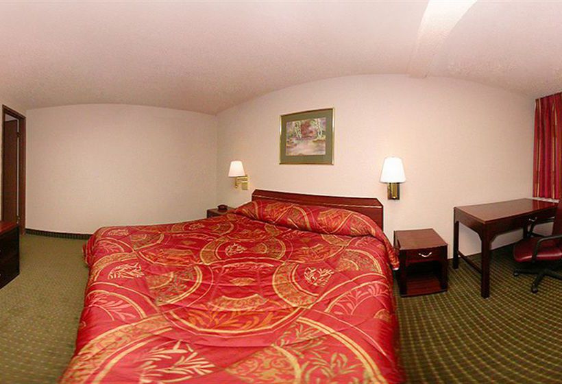 Hotel Econo Lodge Inn & Suites  