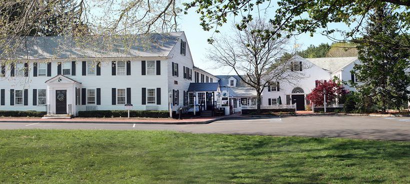 Hotel Publick House Historic Inn 