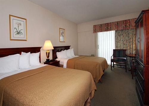 Quality Hotel & Suites Central  | Cincinnati | Ohio | United States 10