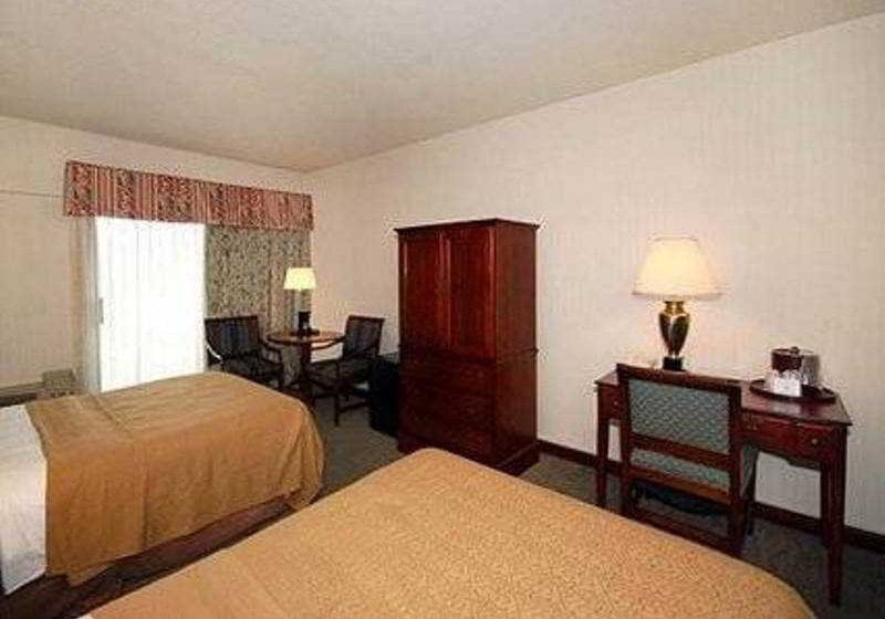 Quality Hotel & Suites Central  | Cincinnati | Ohio | United States 3