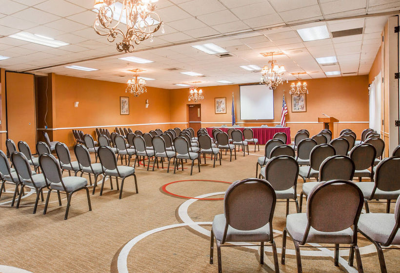 Hotel Quality Inn & Conference Center  | Brattleboro | Vermont | United States 13