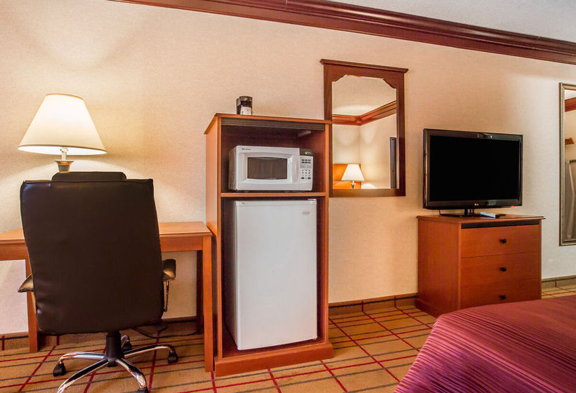 Hotel Quality Inn & Conference Center  | Brattleboro | Vermont | United States 18