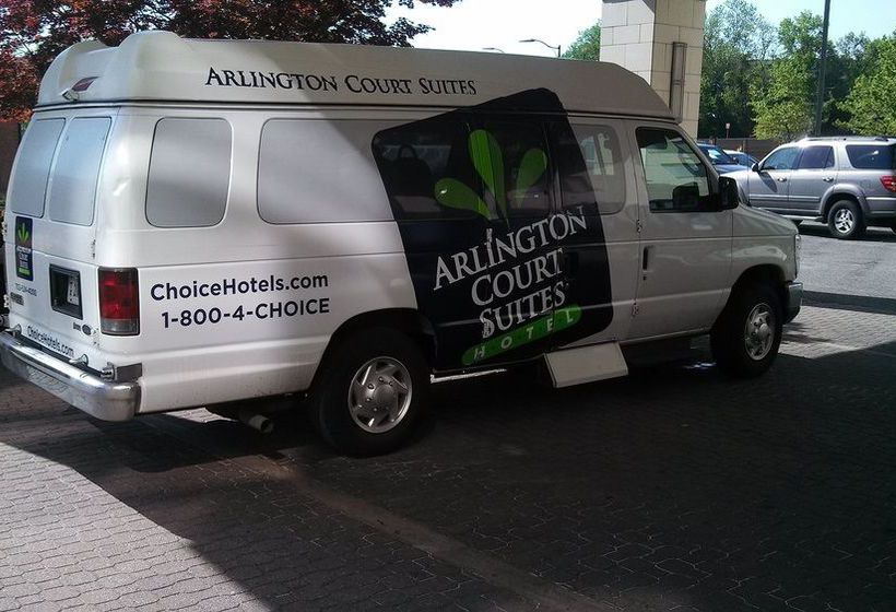 Clarion Collection Hotel Arlington Court Suites