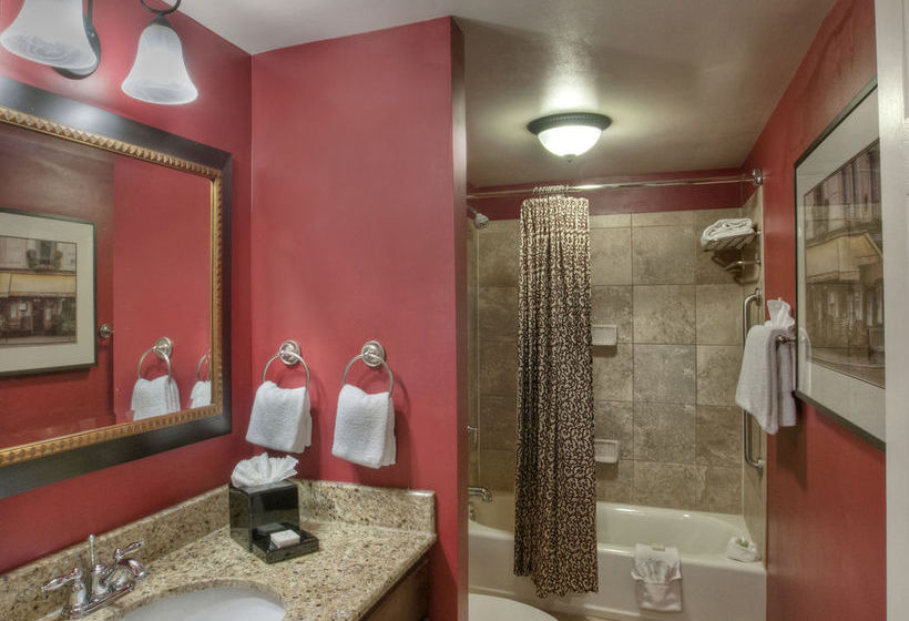 Clarion Collection Hotel Arlington Court Suites  | Arlington | Virginia | United States 1