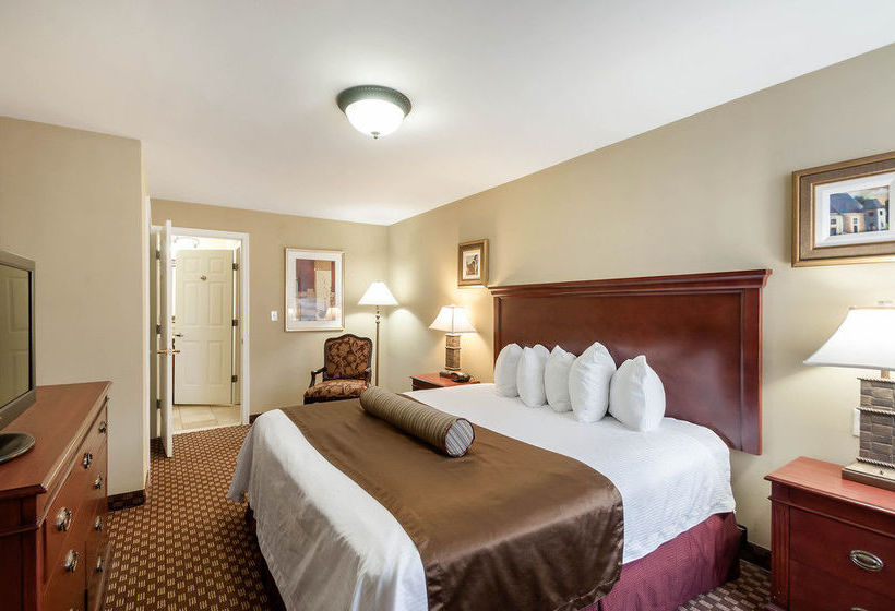 Clarion Collection Hotel Arlington Court Suites  | Arlington | Virginia | United States 20