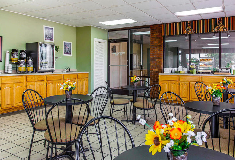 Hotel Quality Inn  | Kernersville | North Carolina | United States 10