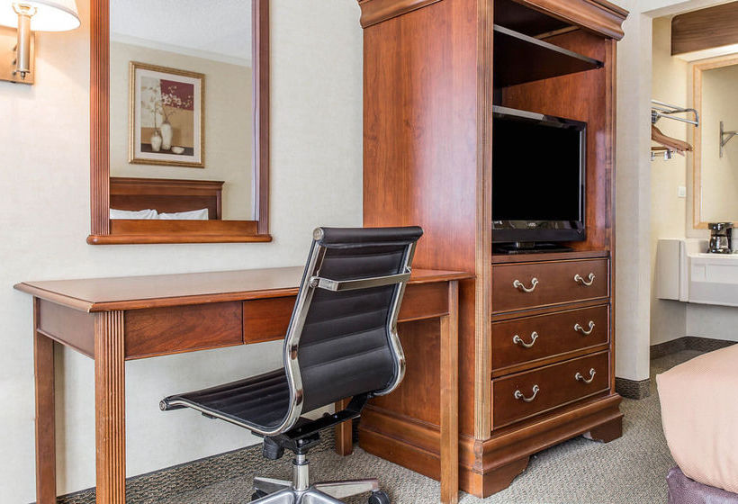 Hotel Quality Inn  | Kernersville | North Carolina | United States 17