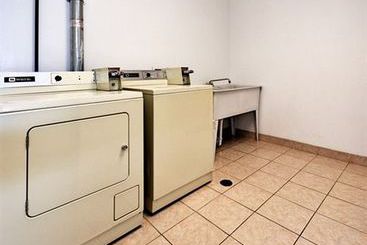 Hotel Comfort Inn Coldwater  | Coldwater | Michigan | United States 16