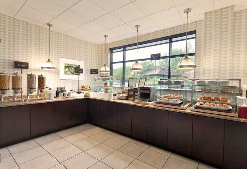 Hotel Embassy Suites Portland  | Portland | Maine | United States 16