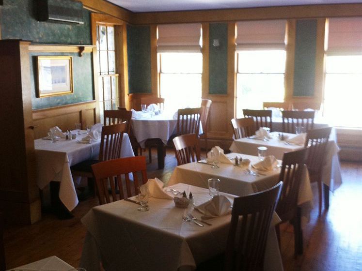 Hotel Queen Anne Inn Chatham