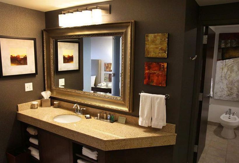 DoubleTree by Hilton Hotel Rochester - Mayo Clinic Area  | Rochester | Minnesota | United States 5