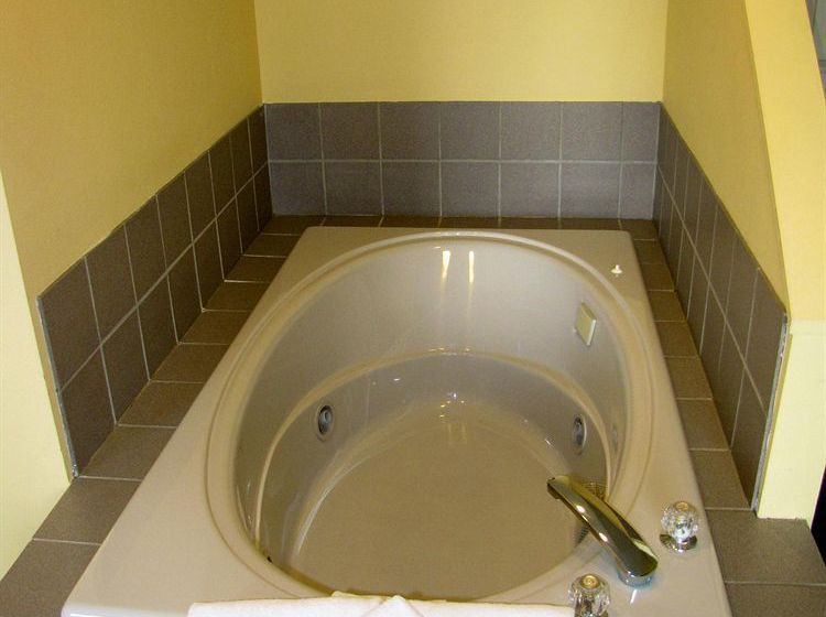 Le St-Germain Suite Hotel   | St. Cloud | Minnesota | United States 14