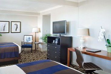 Hotel Phillips  | Kansas City | Missouri | United States 9