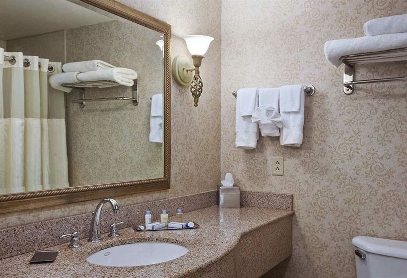 DoubleTree by Hilton Hotel Burlington  | South Burlington | Vermont | United States 15