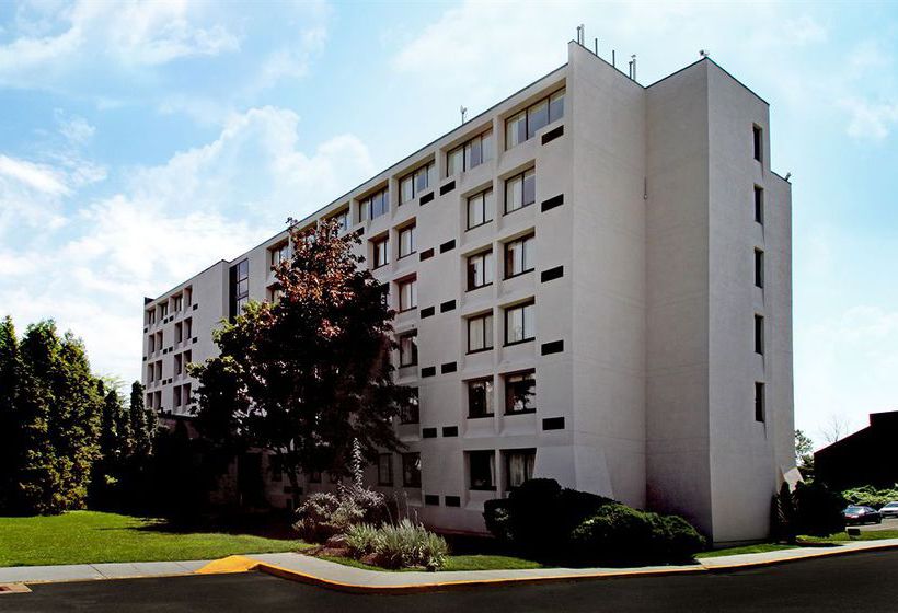 Stratford Hotel & Conference Center 