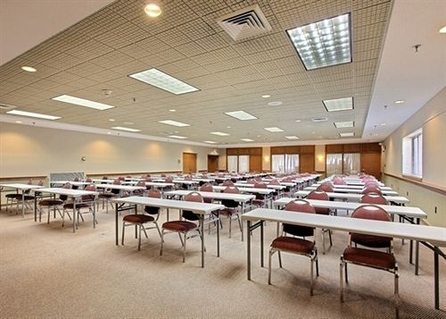 Clarion Hotel & Conference Center Hagerstown  | Hagerstown | Maryland | United States 13