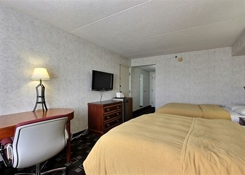 Clarion Hotel & Conference Center Hagerstown  | Hagerstown | Maryland | United States 16
