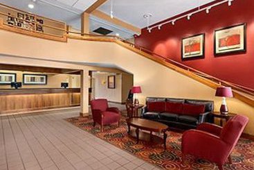 Hotel Ramada Inn  | Burlington | North Carolina | United States 3
