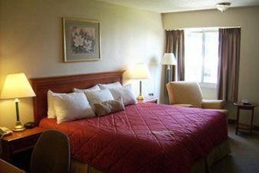 Hotel Ramada Inn  | Burlington | North Carolina | United States 4