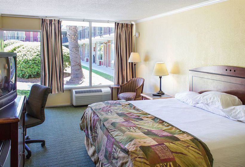 Hotel North Charleston Inn  | Charleston | South Carolina | United States 2
