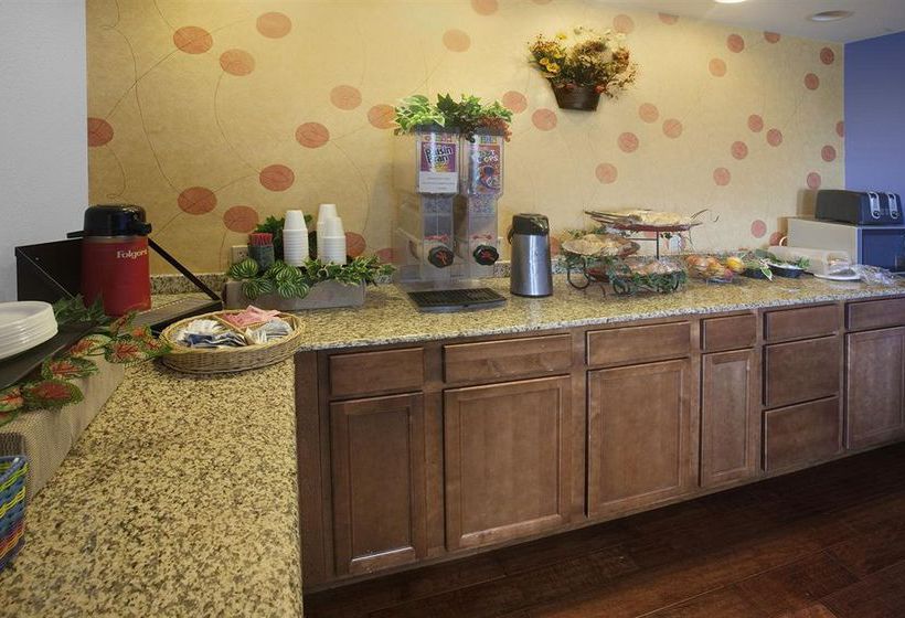 Hotel Americas Best Value Inn Waco  | Waco | Texas | United States 2