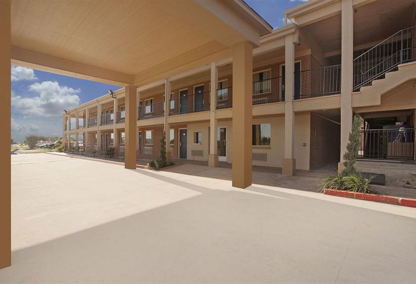 Hotel Americas Best Value Inn Waco  | Waco | Texas | United States 4