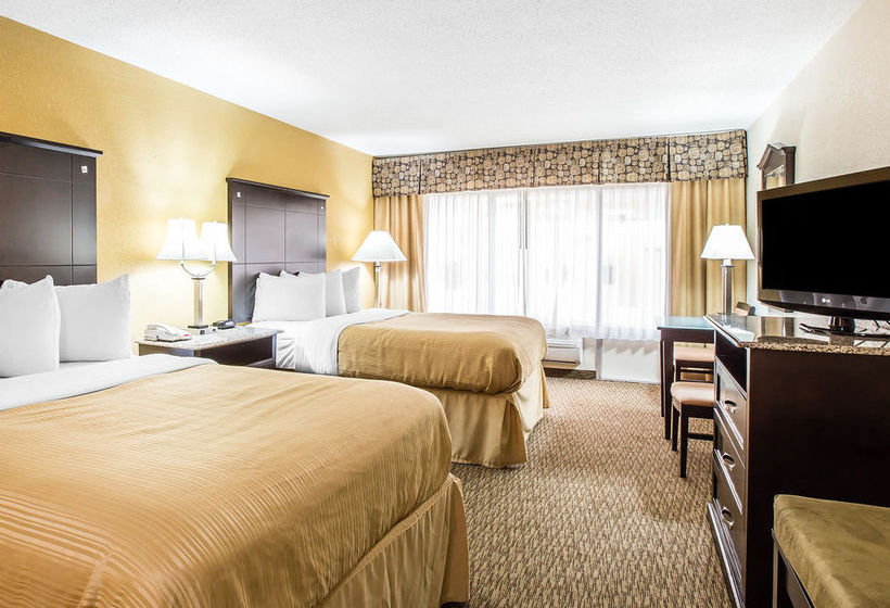 Hotel Quality Inn & Suites Airpark East   | Greensboro | North Carolina | United States 10