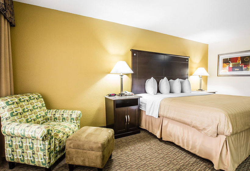 Hotel Quality Inn & Suites Airpark East   | Greensboro | North Carolina | United States 14